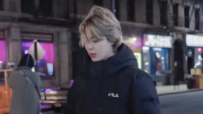 朴智旻
240728 JIMIN 'Who' MV Shoot Sketch
©HSY-V