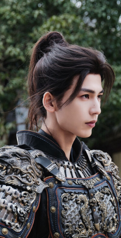 张凌赫《逐玉》谢征