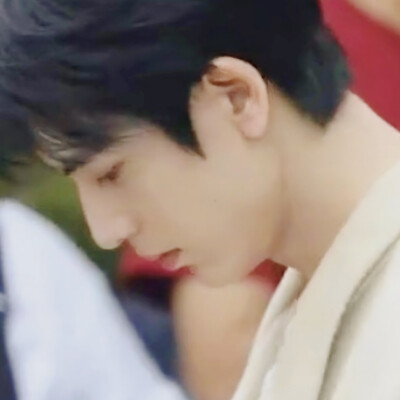 两组调色全部抬上来吧