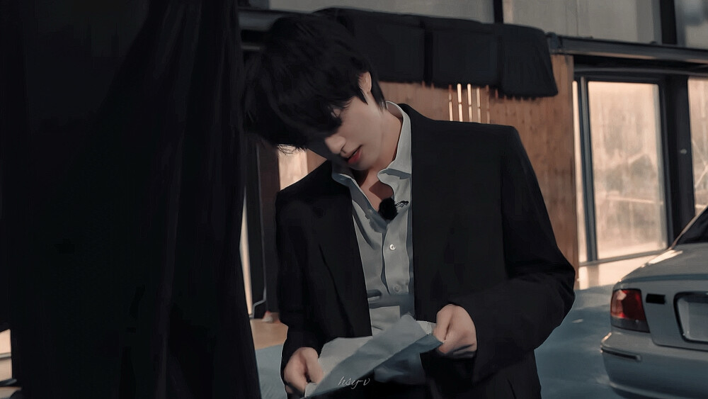 金硕珍
250506 Run Jin
©HSY-V