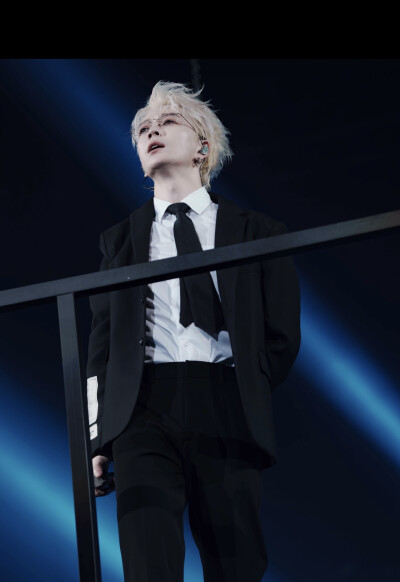 王栎鑫250215 X - 广州