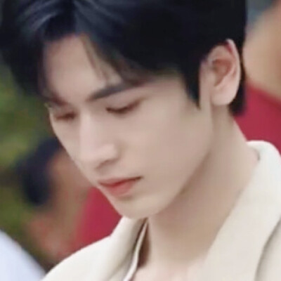 两组调色全部抬上来吧