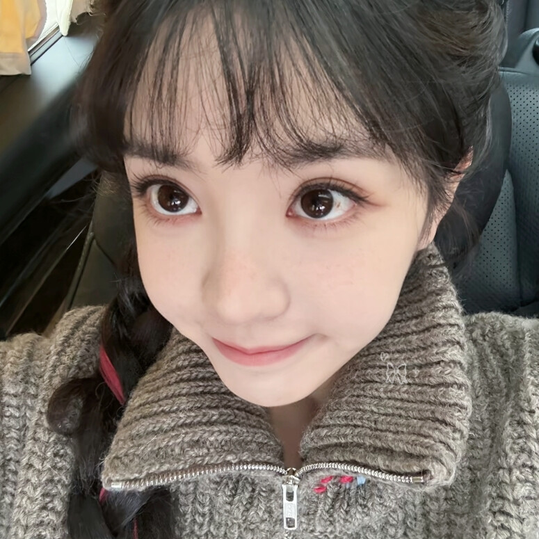 我闭上眼睛贴着你心跳呼吸