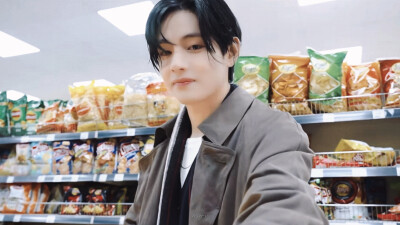 金泰亨
240319 V 'FRI(END)S ' MV Making Film
©HSY-V