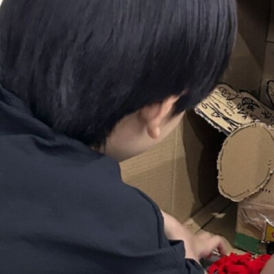 我想念着那时幼小的你