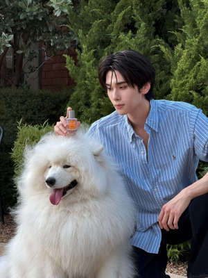 帅哥壁纸
泰星dunk