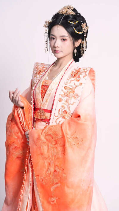 顾希沅 不当太子侧妃后，我被王爷宠成宝 觅七