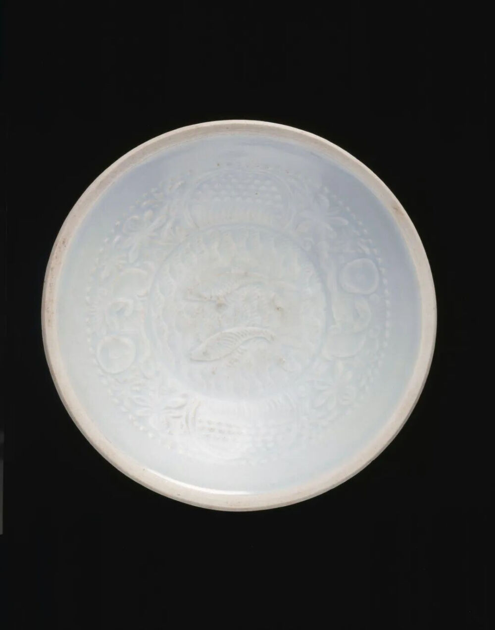 南宋 青白釉模印鱼纹碗