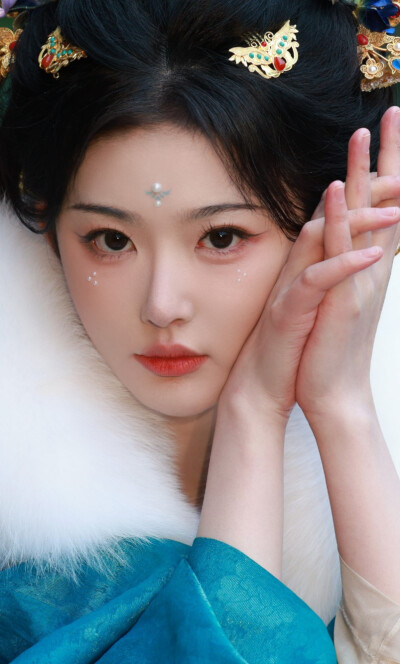 孔雪儿《逐玉》俞浅浅