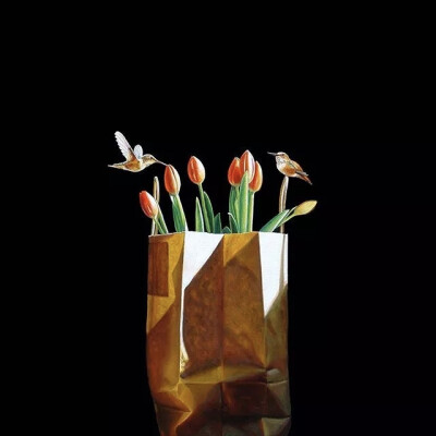 Karen Hollingsworth
看到这个名字有没有很熟悉
还记得那清风拂过
卷起白色的窗帷吗
今天，展现的是另一种风格的作品
与上一次是完全不同的风格
多才多艺就是好
