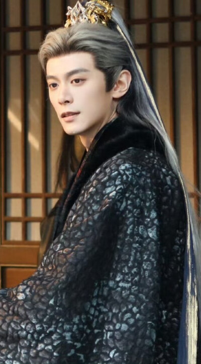 邓凯《逐玉》齐旻