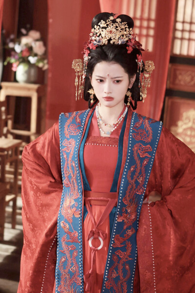 李寻知 醉卧美人膝 阿尚