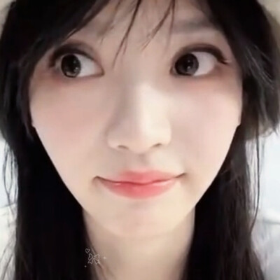 就这样看着你，脸红红的呼吸！