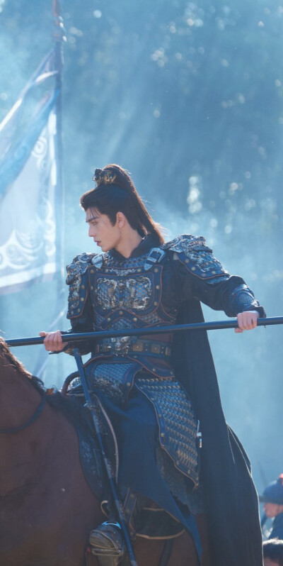 张凌赫《逐玉》谢征