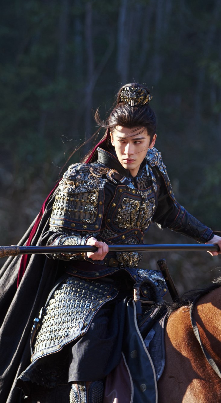 张凌赫《逐玉》谢征