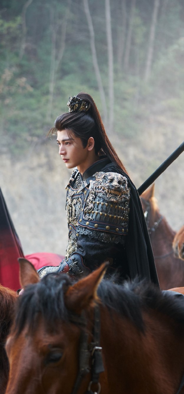 张凌赫《逐玉》谢征