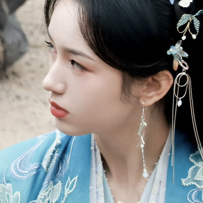 你本该是我的妻子