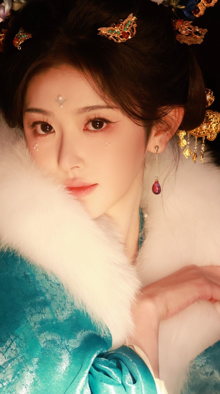 孔雪儿《逐玉》俞浅浅