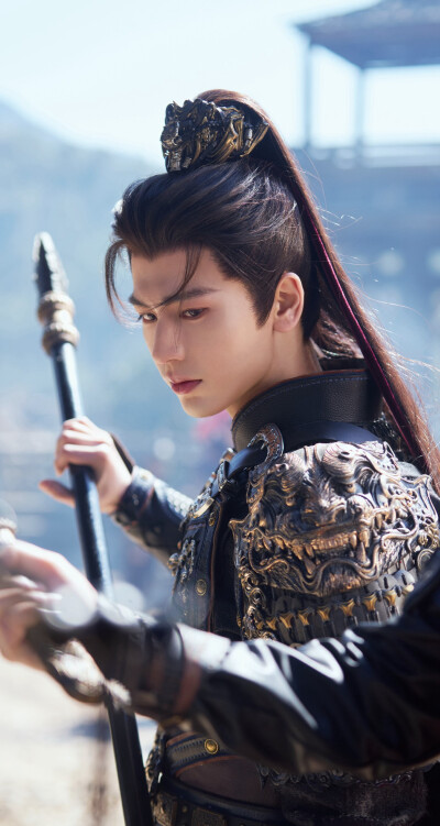 张凌赫《逐玉》谢征