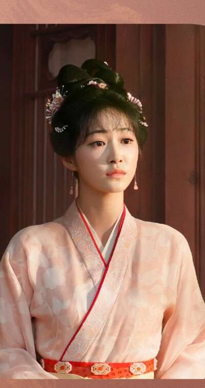 杨肸子《白日提灯》段静元