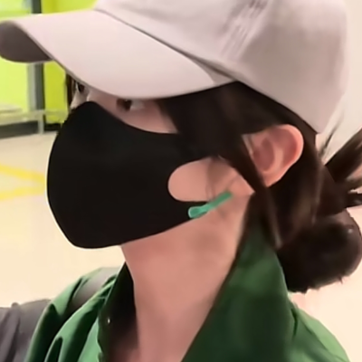 我对缘分小心翼翼不放弃