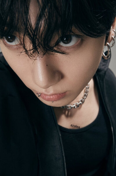 田柾国/JUNGKOOK
图源微博 礼貌拿图