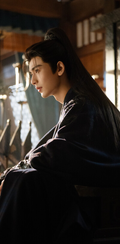 张凌赫《逐玉》谢征