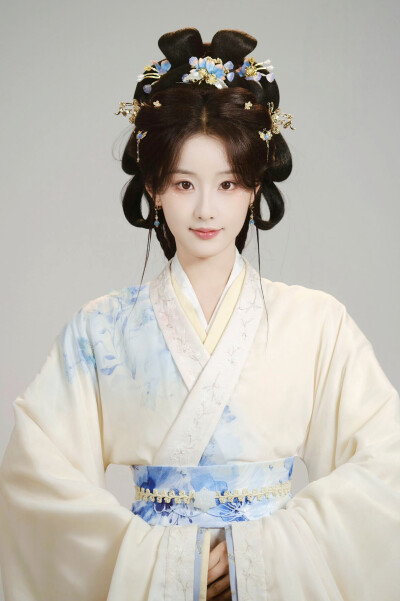 赵蔻蔻 藏娇念 王燕飞