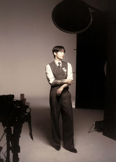 田柾国/JUNGKOOK
图源微博 礼貌拿图