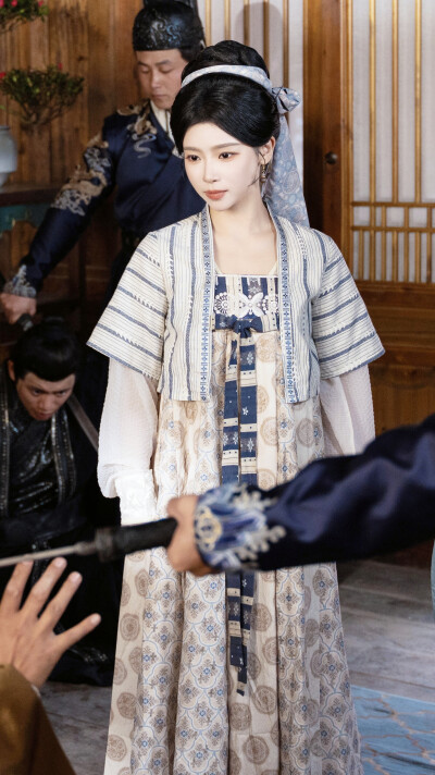 含香 花好月圆之折香 林君怡