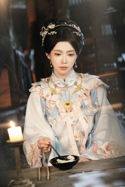 含香 花好月圆之折香 林君怡