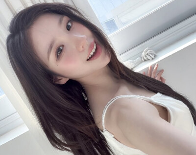ARTMS heejin田姬振
