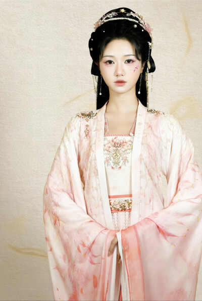 桃夭 桃烬九重天 岳雨婷