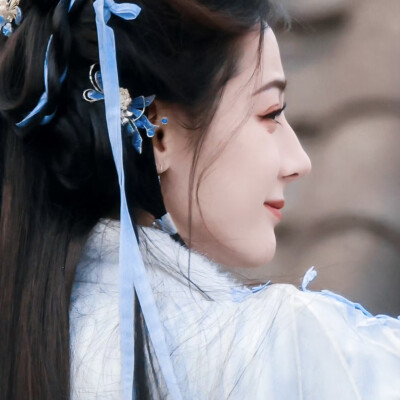 此女是天神来的