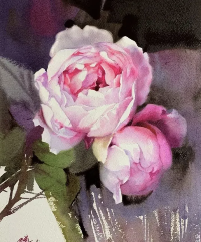 金莉笔下的水彩花卉色彩清新、格调高雅。多姿多彩的花朵、自由流动的水色、氤氲朦胧的气氛，令人过目难忘、心生欢喜。