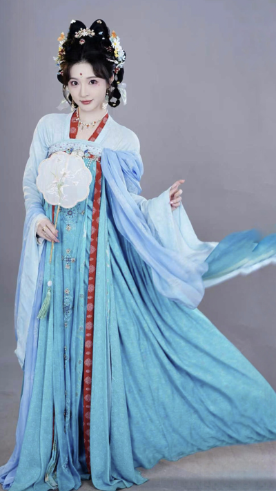 许清欢 爹！求你别升了，败家闺女只想求流放！石雪婧