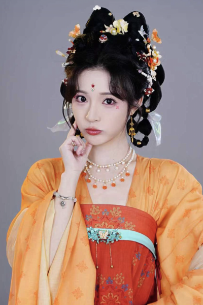 许清欢 爹！求你别升了，败家闺女只想求流放！石雪婧