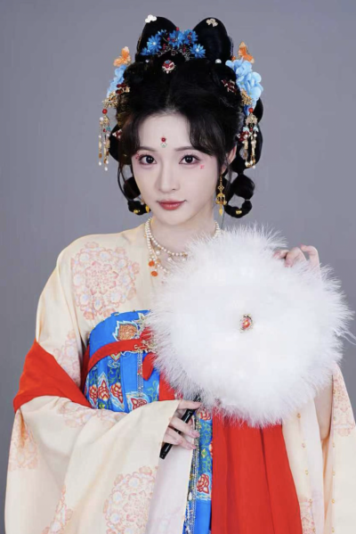 许清欢 爹！求你别升了，败家闺女只想求流放！石雪婧