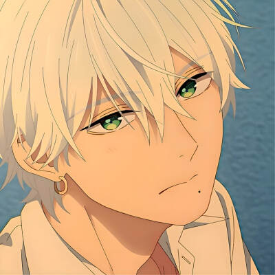 番剧：皎洁迎宵之月
角色：市村琥珀
动漫男头Δ