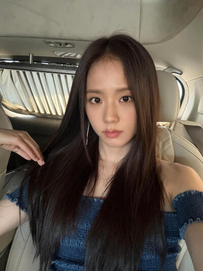 JISOO