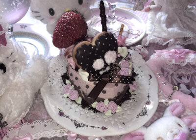 ฅ៸ᩙ⦁⩊<៸ᩙ ੭ﾞ