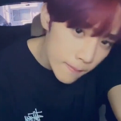 看我没主人都欺负我是流浪狗