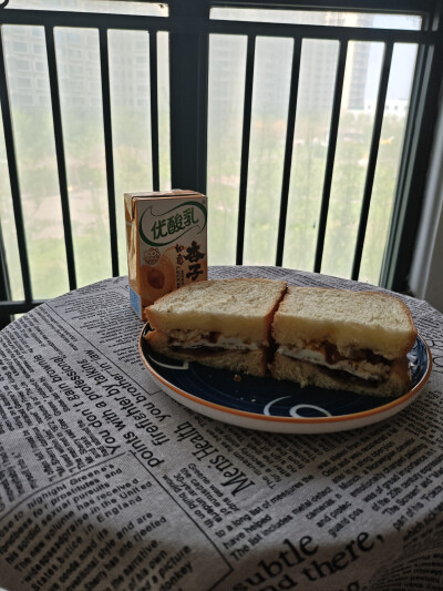 1.4 乳饮 三明治