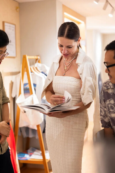 香奈儿艺术文化与传承部总裁雅娜·琵尔（Yana Peel）