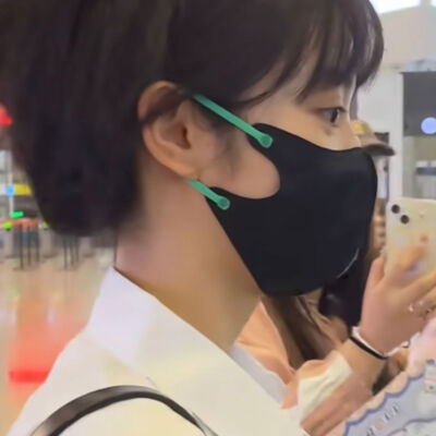 如有天置地门外，乘电车跨过大海