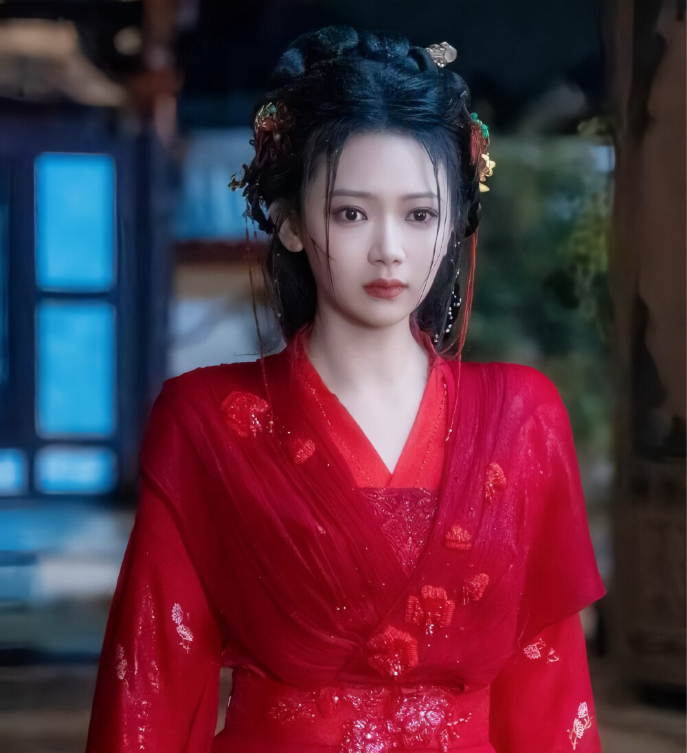 苍月无烬