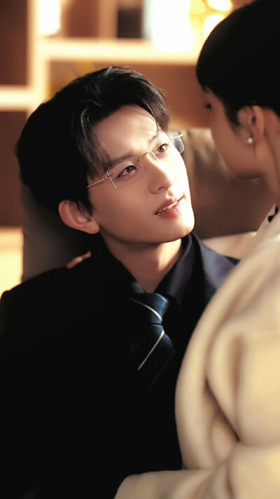 惊鸿一瞥 陈添祥