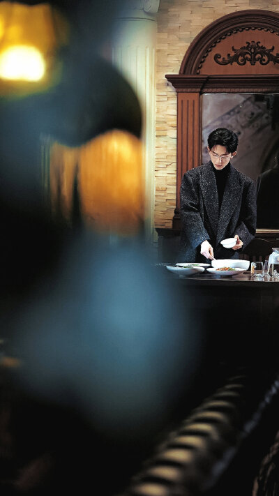 惊鸿一瞥 陈添祥