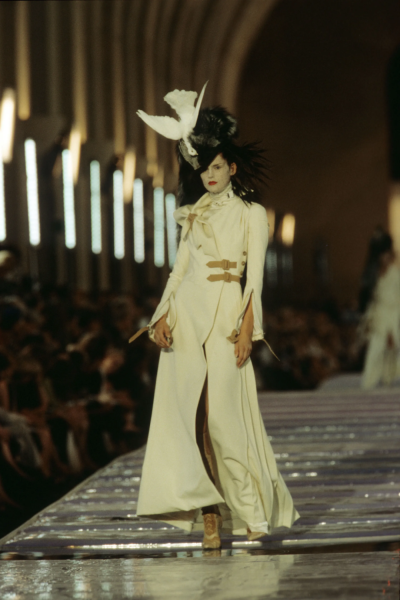 Christian Dior Fall 1999 Couture Collection