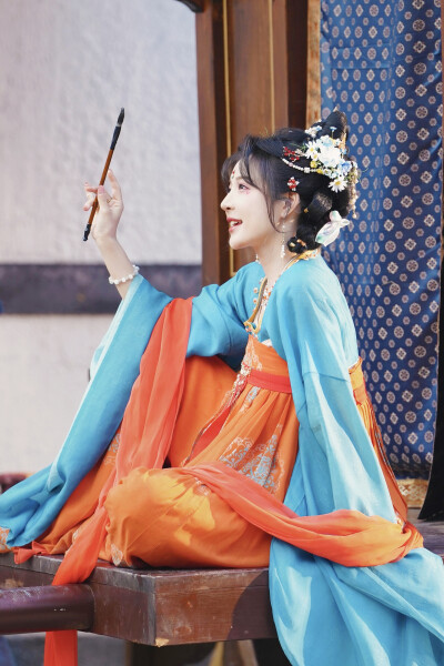 许清欢 爹！求你别升了，败家闺女只想求流放！石雪婧